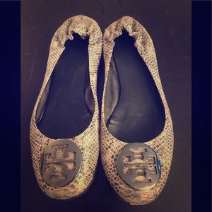 Tory Burch Reva Flats Snake Embossed size 10